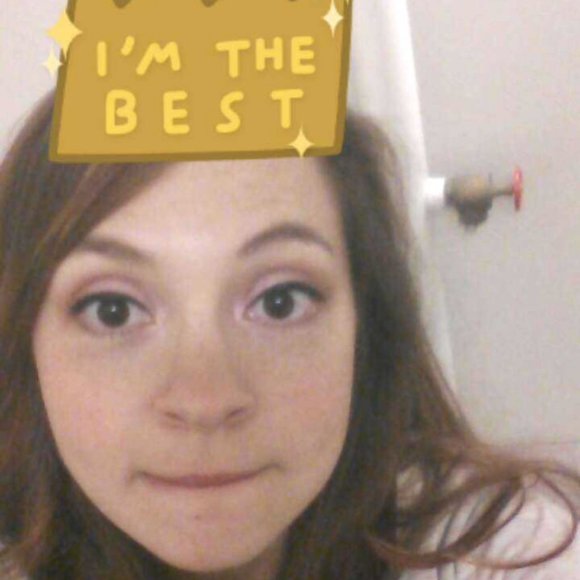 Meet your Posher, Andrea - Picture 1 of 1